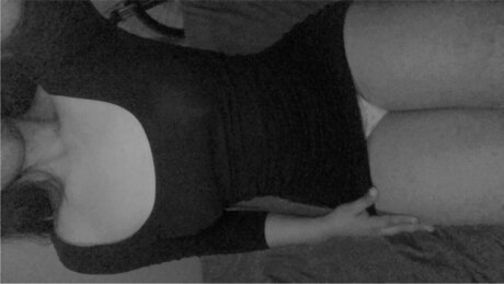 Annad Aloapd Millan model nice img