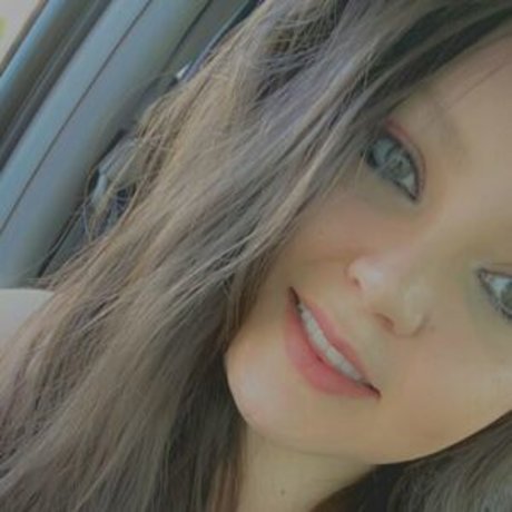 thatonecargirl model top photos