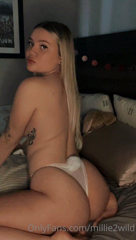 hooters onlyfans hot naked img