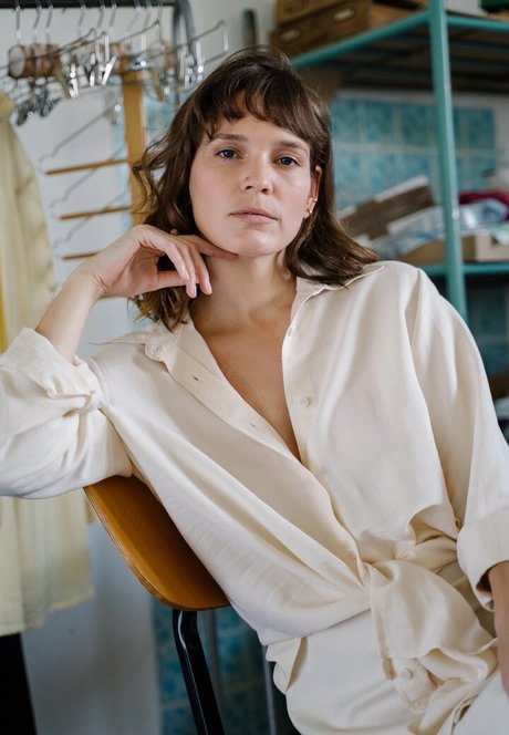 johanna r u model adult photos