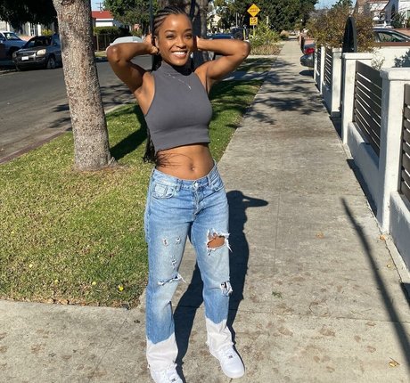 LaToya Tonodeo nude pornstar images