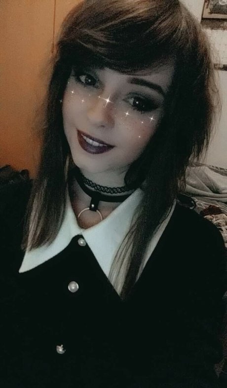 Apricot top actress image