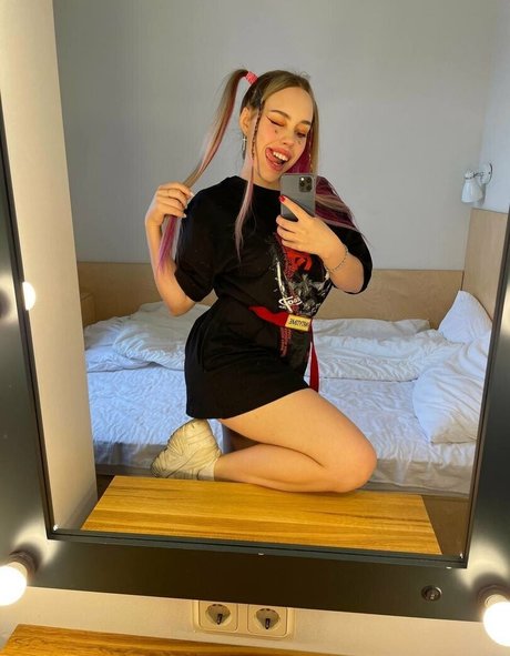 vallery sakura erotic star photos