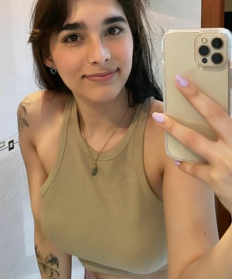 Mayitabellita star nudes pics