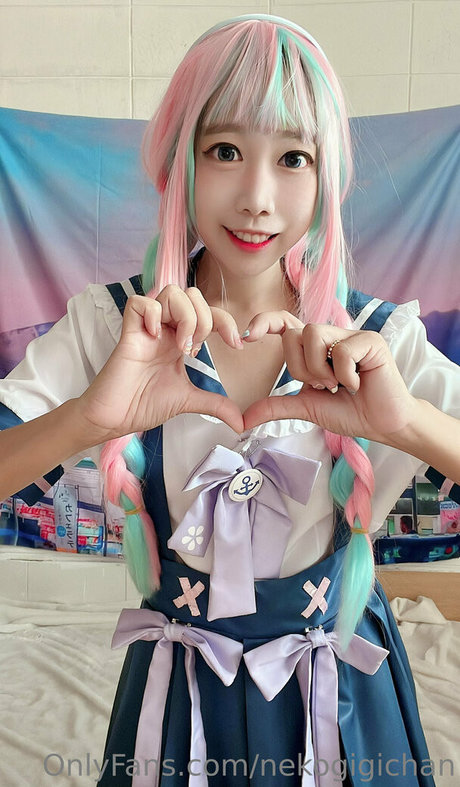 Nek0gigichan hot model gallery