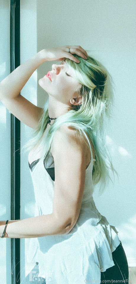 jeannietowndarkness model exclusive pics