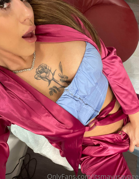 itsmayasavage nude model pic