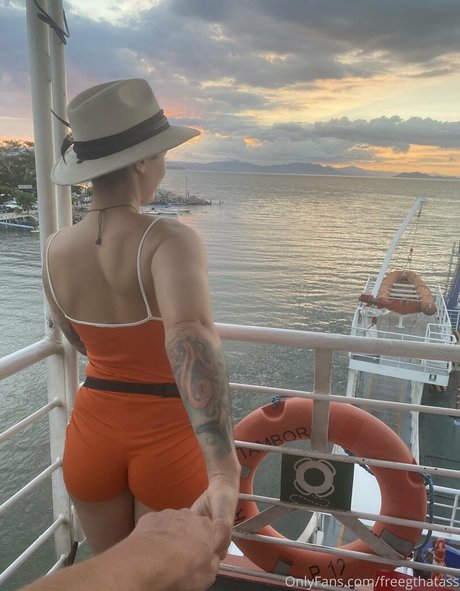 freegthatass pornstar sexy photos