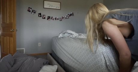 Esther Perepechkin pretty star img