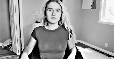 Esther Perepechkin Profile photo