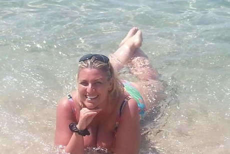 Laura Leonardi star naked archive