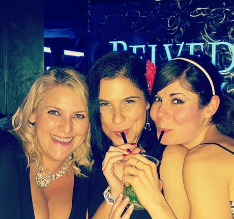 Laura Leonardi model exclusive photos