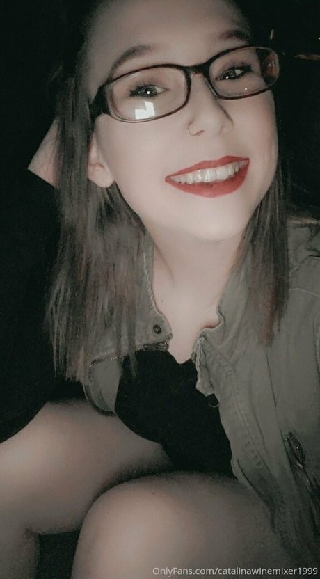 catalinawinemixer1999 hot actress picture