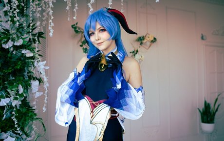 Tsukides pornstar nude images