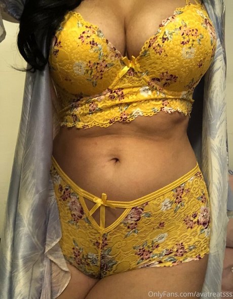 avatreatsss sexy actress gallery