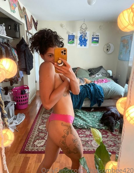 blossombee420 model nice pics