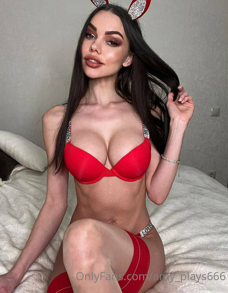 blonde small tits onlyfans erotic images