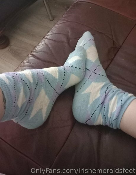 irishemeraldsfeet model pretty img