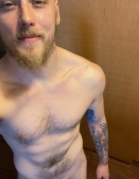 tattooed shemale onlyfans top images