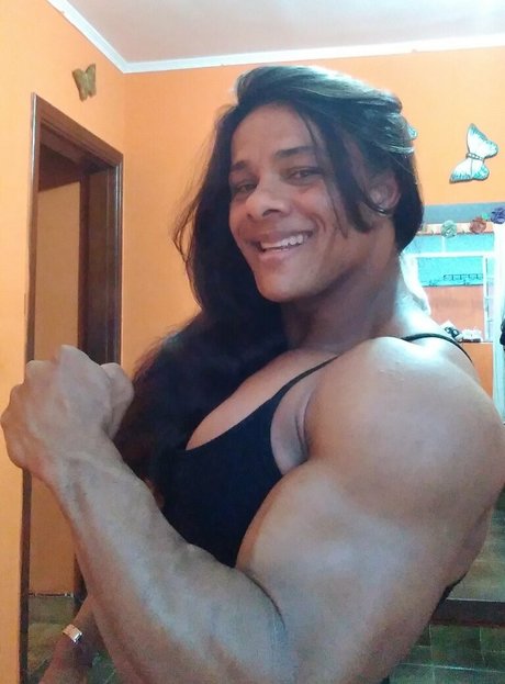 cristtina43 perfect actress pictures