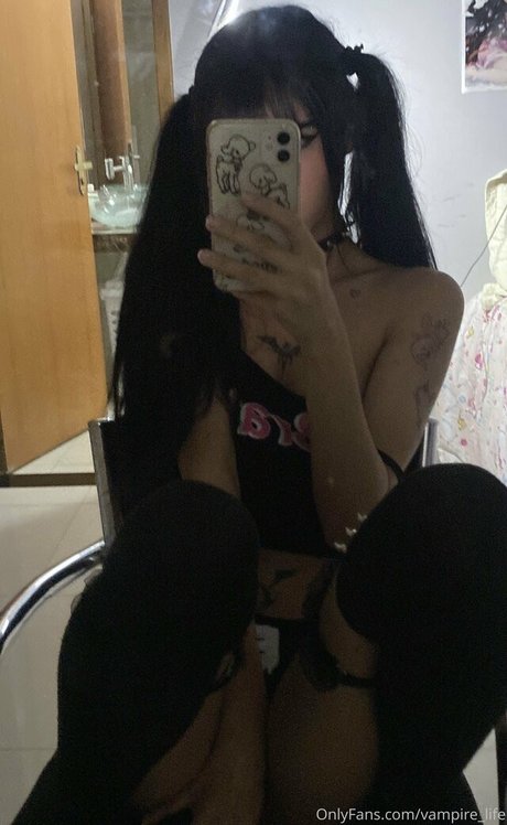 Mille Tsuki model beautiful pic