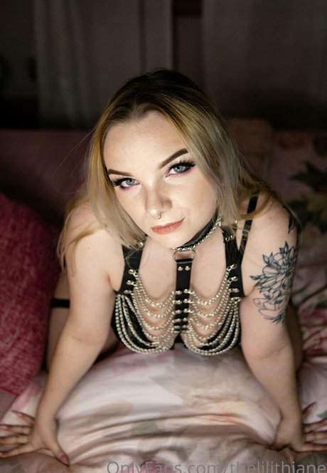 Lili Jane exclusive star pics