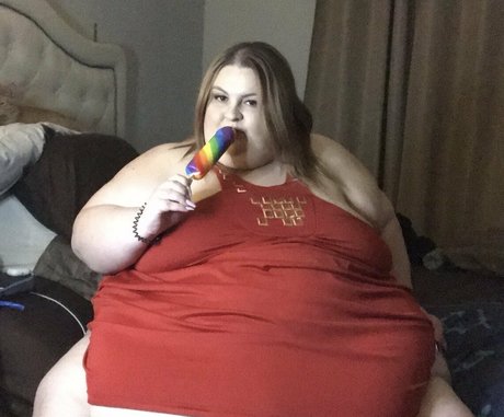 massivelysweet pornographic model pic