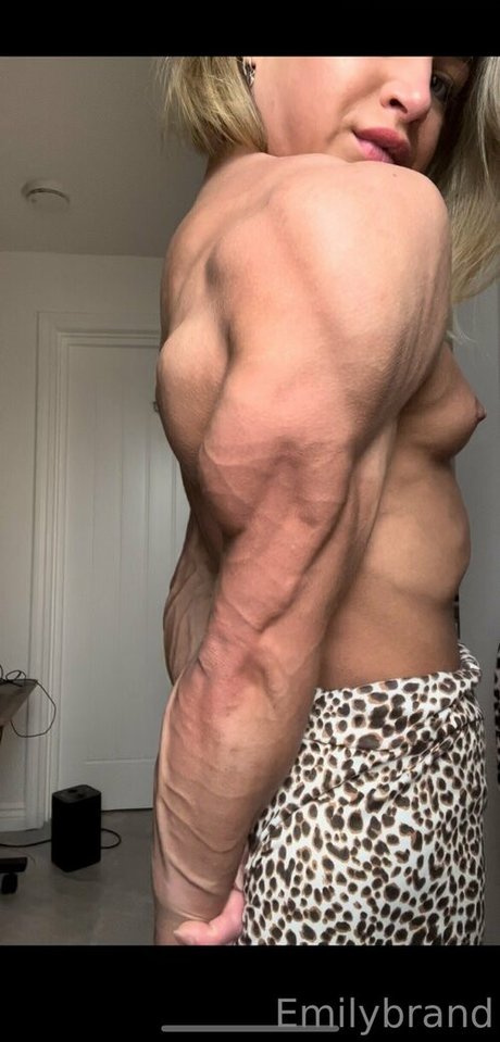 emilyjbrand98 sexy star picture