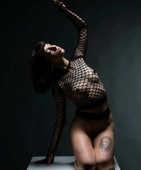 ssugarshock model pornographic image