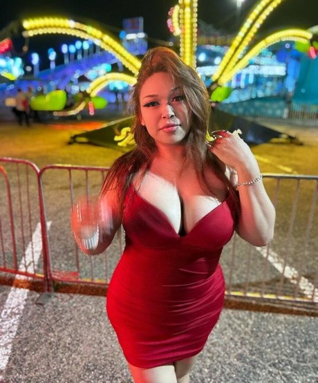 petite wife onlyfans hot naked pics