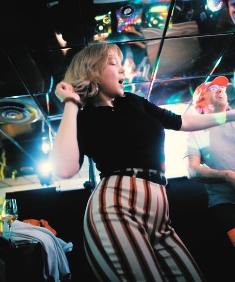 Lea Seydoux sex model pictures