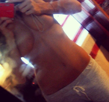 black lesbian onlyfans hot pics