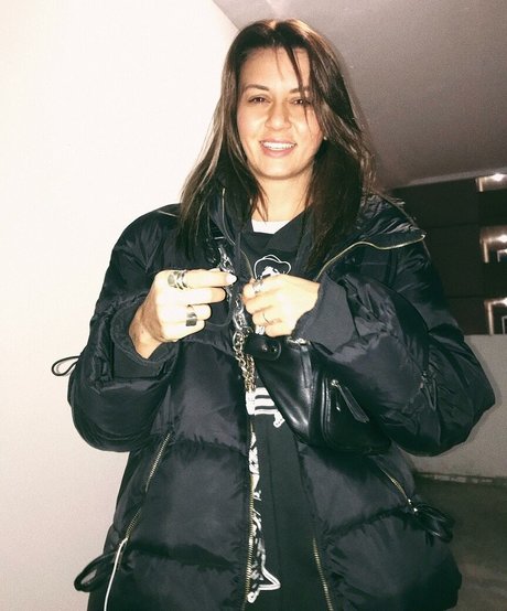 Daria Perel xxx star archive