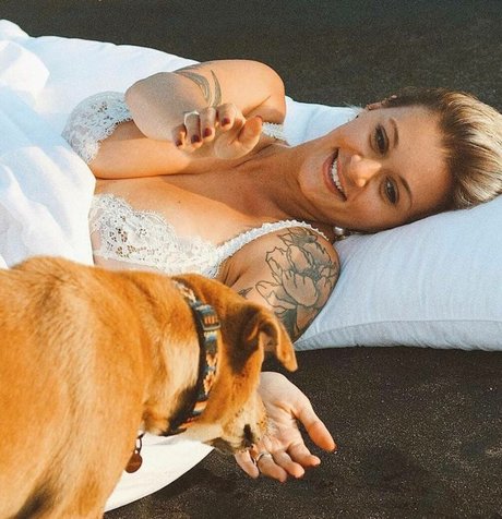 prone onlyfans nude image