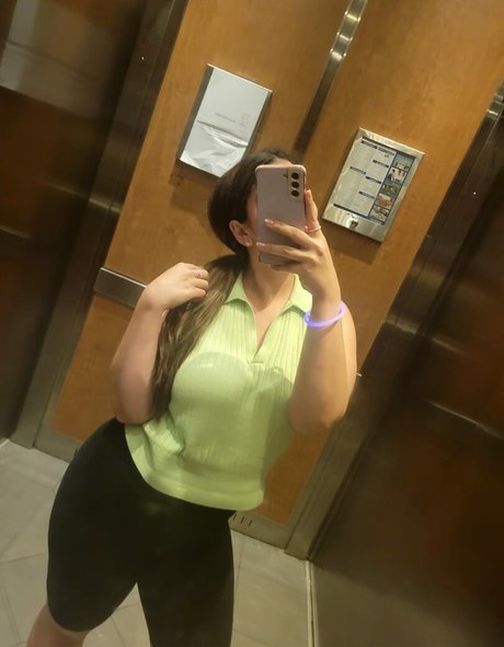 Minnie Silva star art pictures