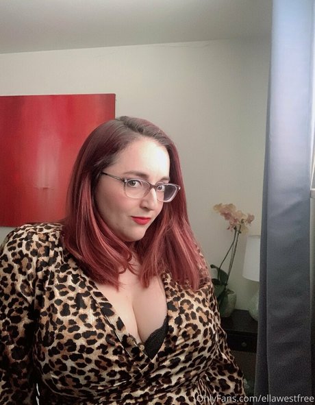 ellawestfree model beautiful photo