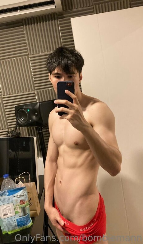 bombiemann erotic pornstar pic