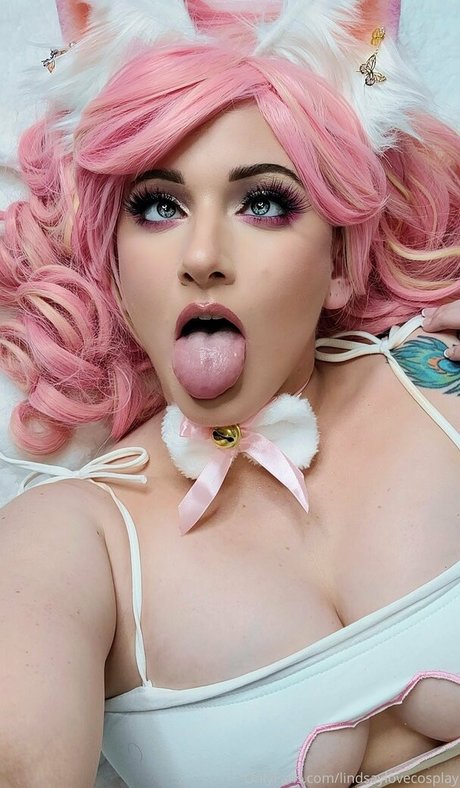 lindsaylovecosplay free pornstar photo