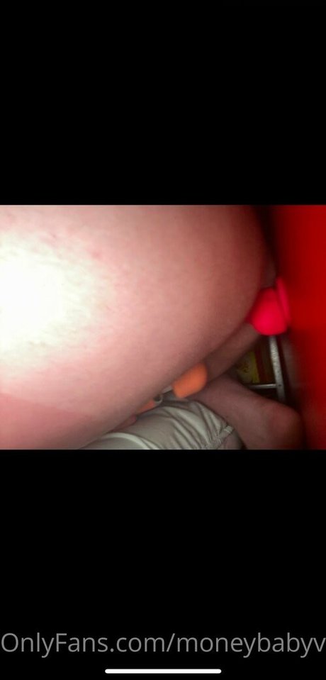 moneybabyvinny erotic pornstar img
