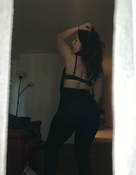 moneybabyvinny pretty actress pic