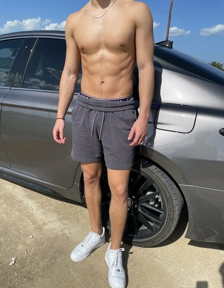 ryancapone model nude photo