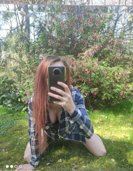 nynhousewife sexy actress pictures