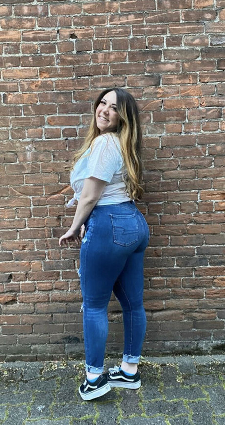 petite bbc onlyfans hot nude images