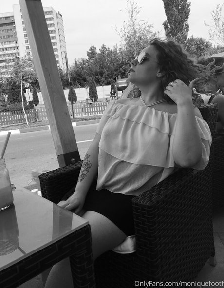 moniiquefox star hd images