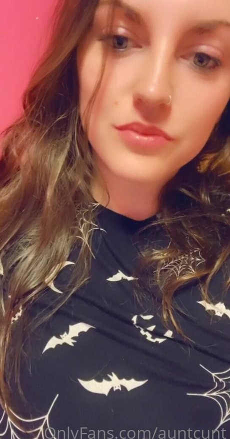 auntcunt model perfect gallery