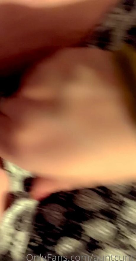 auntcunt model beautiful gallery