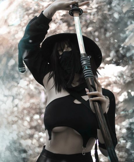 Dolchstosss nudes model archive