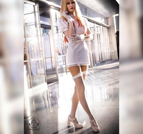 Shiro cos nude actress picture