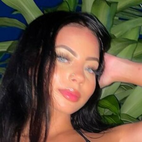 Amarathomass nudes star pic