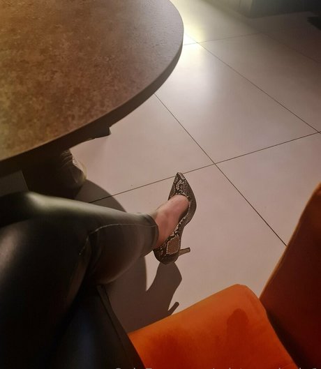 mistressdevin1 star art pic